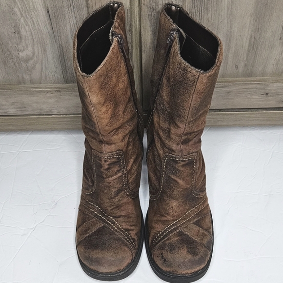 Mudd Tahara Women’s Vintage Y2K Brown Faux Leather Heeles Boots Size 8.5M - Picture 2 of 10